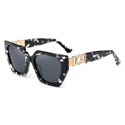 Okulary przeciwsłoneczne...