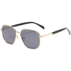 Okulary przeciwsłoneczne...