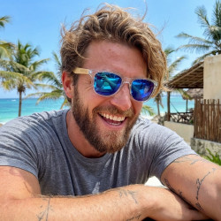 Okulary przeciwsłoneczne...