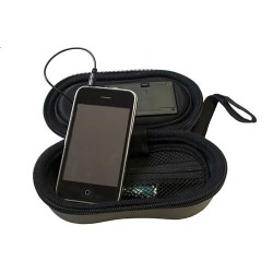 Etui z głośnikami do iPoda - Calvin Klein Etui z głośnikami do iPoda - Calvin Klein